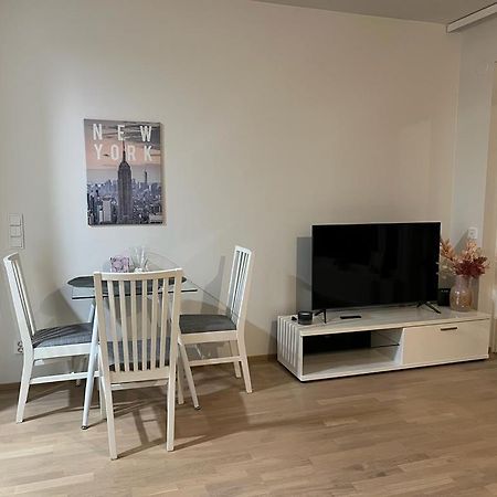 Modern One Bedroom City Apartment Nearby Airport Vantaa Exterior foto