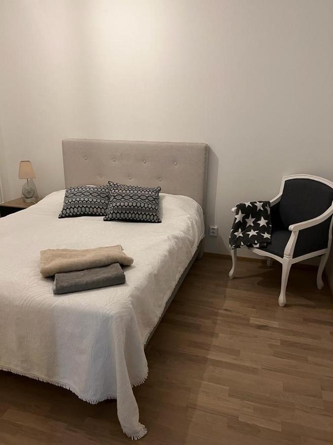Modern One Bedroom City Apartment Nearby Airport Vantaa Exterior foto